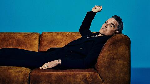 Ab dem 31. Mai nächsten Jahres ist Robbie Williams auf großer Europa-Tournee, am 26. Juli 2025 gastiert er im Münchner Olympiastadion.