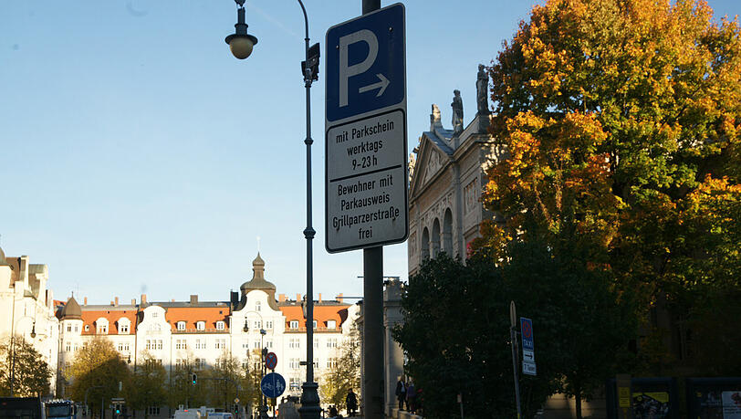 Am Prinzregentenplatz kann nur mit Parkschein geparkt werden.