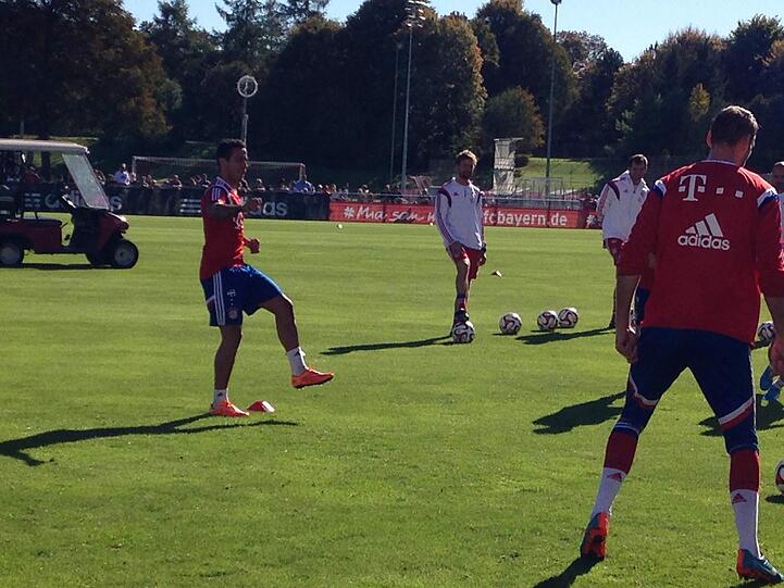 Thiago ist wieder im FC-Bayern-Training dabei: Die Bilder von der Säbener Straße.