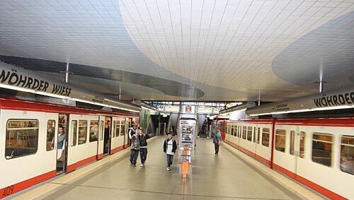 VAG-Fahrer in Nürnberg leben gefährlich. VAG-Fahrer in Nürnberg leben gefährlich.