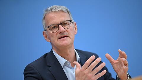 Der Chef der Deutschen Krankenhausgesellschaft, Gerald Gaß, kann sich vorstellen, dass bis zu 400 Krankenhäuser im Land schließen. (Archivbild)