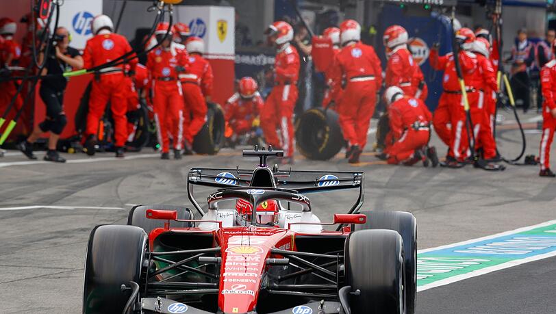 Ferrari-Pilot Charles Leclerc hofft auf viele Updates.