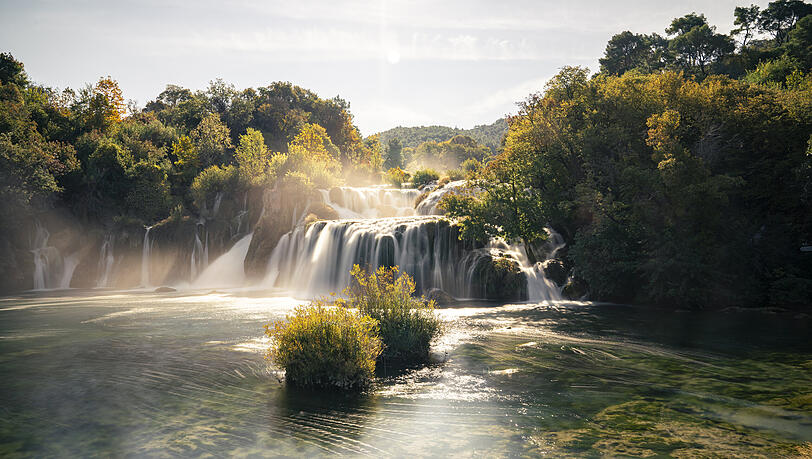 Einer der sieben spektakulären Wasserfälle des Nationalparks Krka.
"Atemberaubend schön!", fand auch der Fotograf Rico Güttich. Einer der sieben spektakulären Wasserfälle des Nationalparks Krka.
"Atemberaubend schön!", fand auch der Fotograf Rico Güttich.
