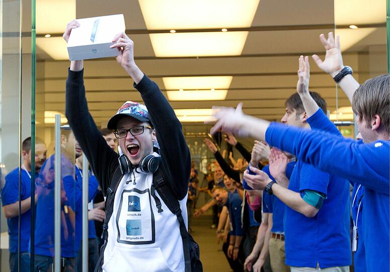 Der erste Käufer eines iPad 3 in München war allerdings kein AZ-Reporter, sondern ein Österreicher: Christof Wallner aus Kärnten.