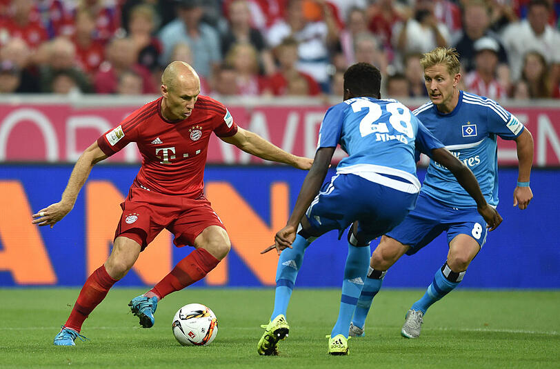 Arjen Robben - Note 4 - Für ihn gilt das, was Guardiola auch über Thiago sagt: Er braucht Spiele, Spiele, Spiele, um nach langer Verletzungspause wieder seine Topform zu erreichen. Gegen den HSV nicht so antrittsstark und torgefährlich, wie man das von ihm kennt. Mario Götze wurde für ihn eingewechselt.