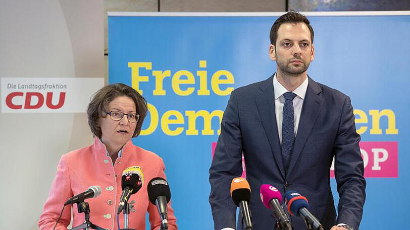 Die Oppositionsobleute sehen hinter dem mangelhaften Einsatz der Kölner Polizei auch ein Organisationsversagen von Innenminister Jäger.