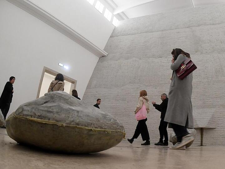 Beitrag der Künstlerin Natascha Süder Happelmann im deutschen Pavillon.