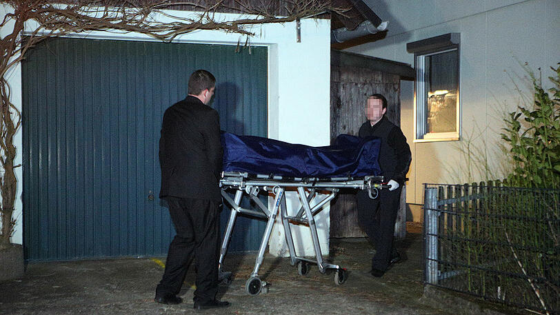 In Iphofen in Unterfranken hat sich ein schreckliches Beziehungsdrama ereignet. Die ersten bilder vom Tatort.