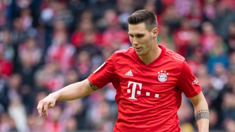 Niklas Süle spielt den Ball. Foto: Matthias Balk/dpa/Archiv Niklas Süle spielt den Ball. Foto: Matthias Balk/dpa/Archiv