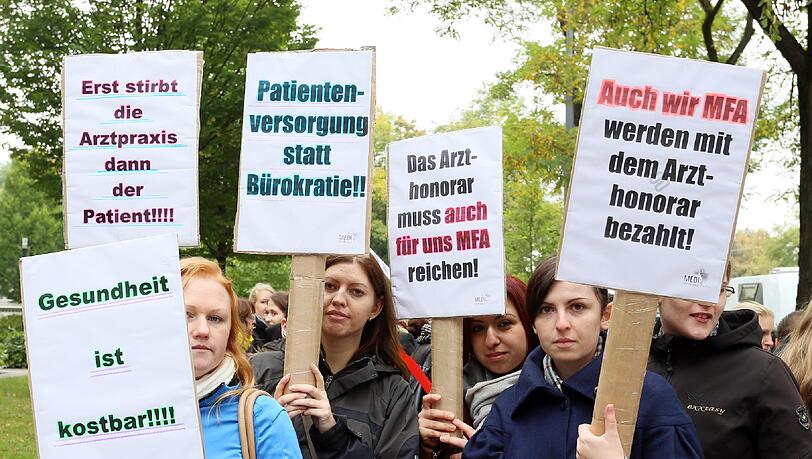 Ärzte Proteste Arnulfstraße Ärzte Proteste Arnulfstraße
