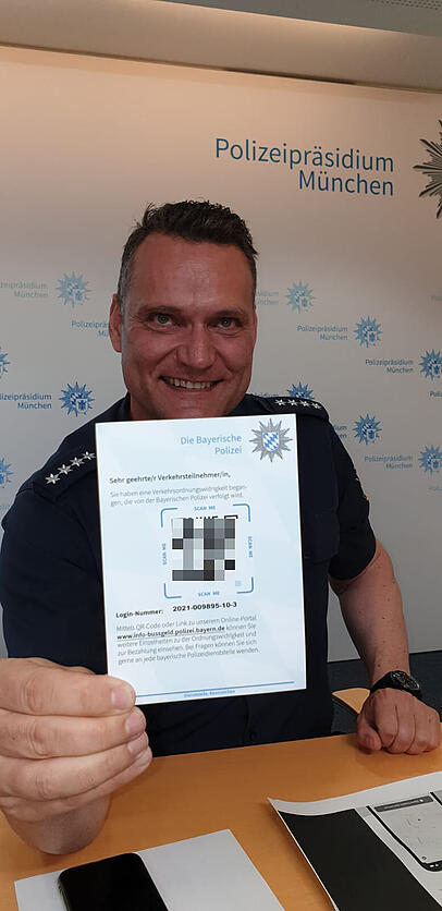 So sieht die Bürgerbenachrichtigung aus, die der Verkehrsteilnehmer bei einem Verstoß erhält. (Der QR-Code wurde von der Redaktion gepixelt.) So sieht die Bürgerbenachrichtigung aus, die der Verkehrsteilnehmer bei einem Verstoß erhält. (Der QR-Code wurde von der Redaktion gepixelt.)