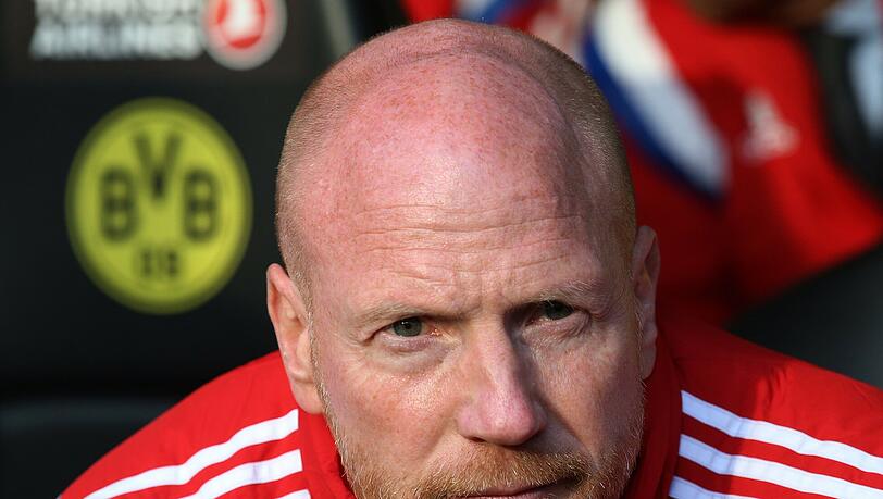 Matthias Sammer beim Auswärtsspiel in Dortmund. Matthias Sammer beim Auswärtsspiel in Dortmund.