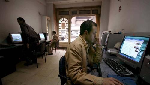 Seit einigen Tagen sind die Internetverbindungen in Asien und Nordafrika gestört. Seit einigen Tagen sind die Internetverbindungen in Asien und Nordafrika gestört.