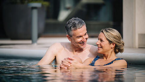 1.000 Wellness-Inseln zwischen den Thermen machen es leicht, den Stress der vergangenen Monate schnell zu vergessen.