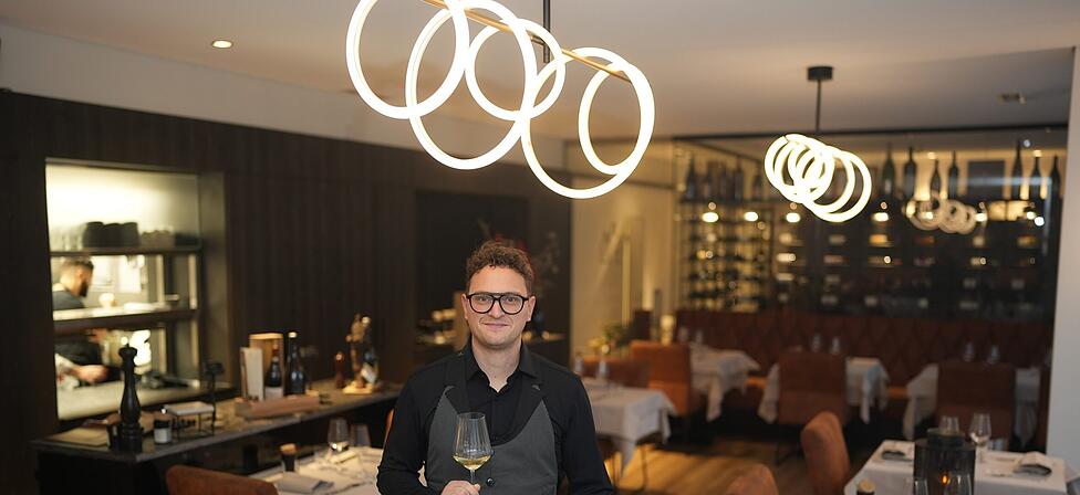 Inhaber und Gastgeber Marco Luongo l&auml;dt im Dezember zur Essklasse ins Il Sommelier.
