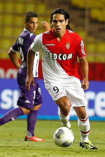Platz 8: Aufsteiger AS Monaco zahlt 60 Millionen Euro an Athletico Madrid für den Kolumbianer Falcao.