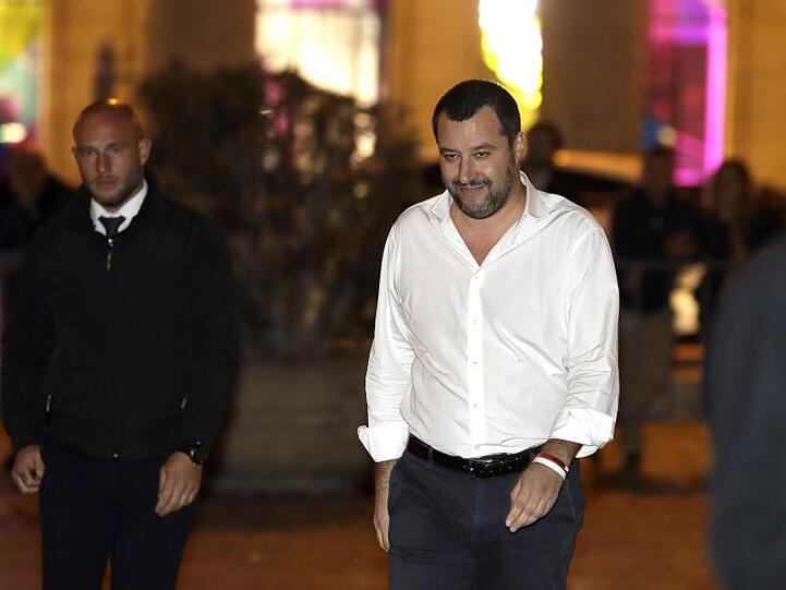 Der italienische Innenminister Matteo Salvini kommt zu einer Kabinettssitzung in Rom.