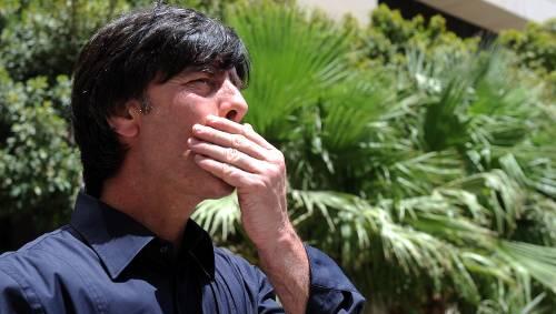 Zu Besuch bei der WM-Generalprobe: Joachim Löw. Zu Besuch bei der WM-Generalprobe: Joachim Löw.