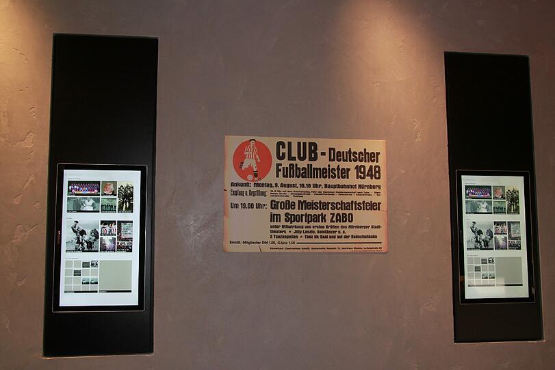 An den großen Touchscreens finden Statistik-Fans allerhand Zahlen rund um den Club.