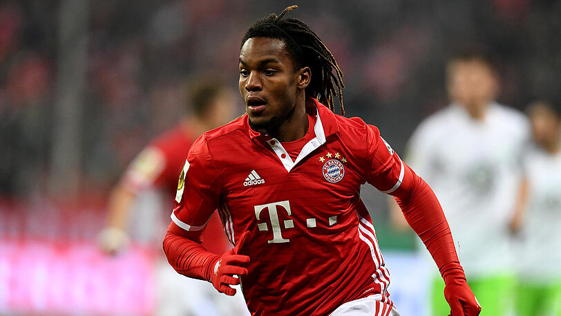 Renato Sanches: Der junge Portugiese und Europameister soll eine Investition in die Zukunft sein &ndash; 35 Millionen Euro zahlten die Bayern für den Mittelfeldspieler an Benfica Lissabon. Kommt in München jedoch noch nicht so richtig in Tritt. Die Bayern-Verantwortlichen sprechen immer wieder von einem einjährigen Leihgeschäft, ein Verkauf kommt jedoch nicht in Frage.