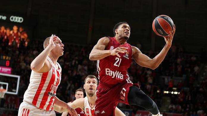 Topscorer gegen Fener:Augustine Rubit.