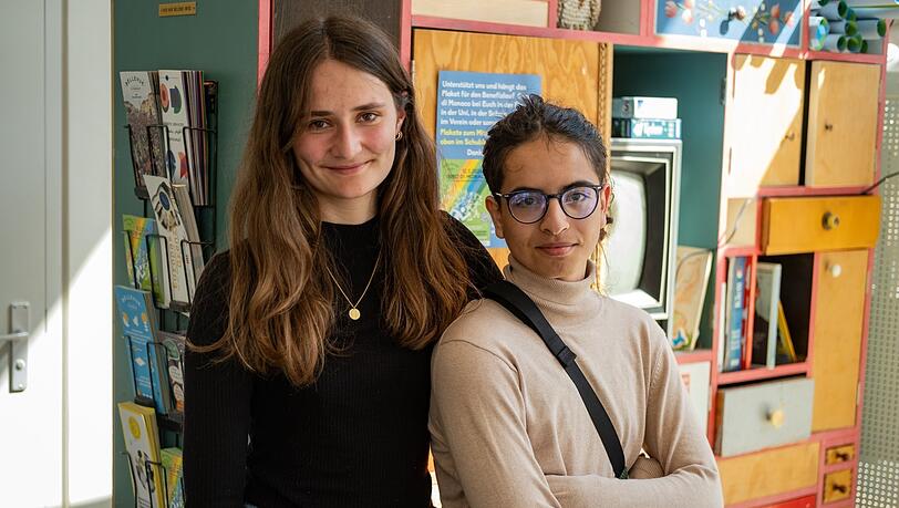 Helen Koch und Luc Ouali von Fridays For Future München beim AZ-Interview im Bellevue di Monaco.