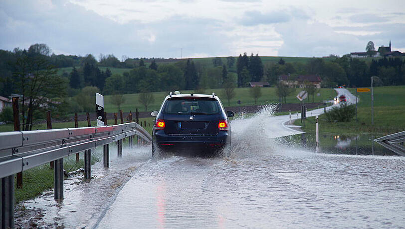 Unwetter und Überschwemmung: FC Bayern spendet Münster 20.000 Euro. Unwetter und Überschwemmung: FC Bayern spendet Münster 20.000 Euro.