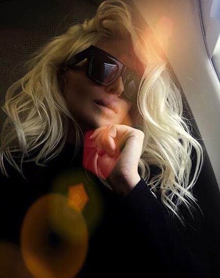 Die serbische Sängerin Jelena Karleusa behauptet, sie sei das Stil-Vorbild von Kim Kardashian