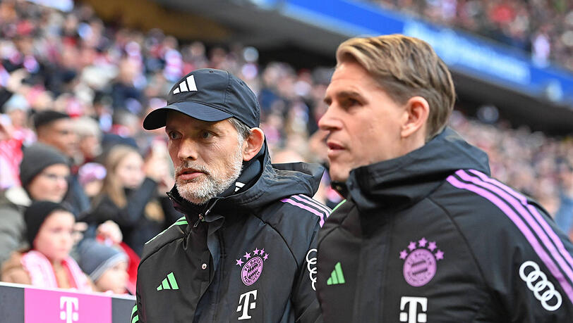 Thomas Tuchel (li.) und Christoph Freund haben noch viel zu tun vor Weihnachten.