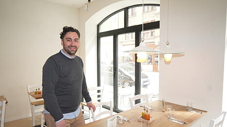 Paolo Bruno bietet im "Pizza Verde" r&ouml;mische Pizza aus biologischen Zutaten an. Letzte Woche hat er eine neue Filiale im Glockenbachviertel er&ouml;ffnet.