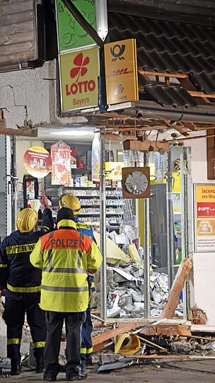 Der Sachschaden dürfte im sechsstelligen Bereich liegen.