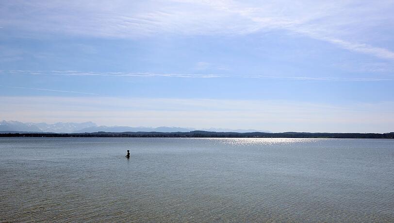 Die Frau wurde aus dem Starnberger See gerettet. (Symbolbild) Die Frau wurde aus dem Starnberger See gerettet. (Symbolbild)
