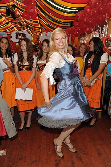 Regine Sixt's Damenwiesn: Die Münchner Lady-Elite trifft sich im Hippdrom. Die Bilder
