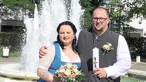 Lidija und Fabio bei ihrer Hochzeit. Als ihr Mann starb, war die junge Frau gerade mit Zwillingen schwanger.
