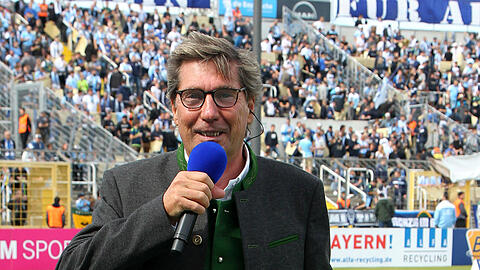 Stadionsprecher-Legende des TSV 1860: Stefan Schneider.