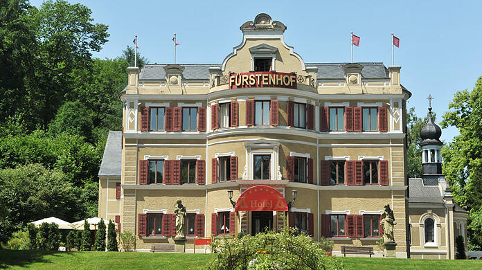 Im fiktiven Fürstenhof bei "Sturm der Liebe" ist ein neuer Charakter eingezogen. Wie reagieren Fans auf den frischen Wind im Cast?