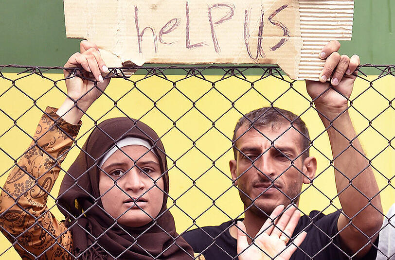 Flüchtlinge, die in Ungarn ankommen, wollen unbedingt weiter nach Deutschland. Wir zeigen warum.