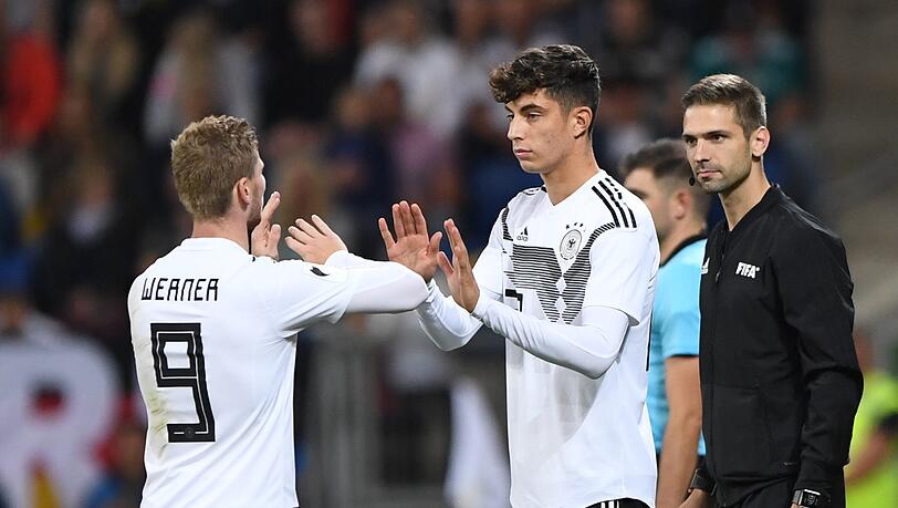 Die Nationalspieler Timo Werner und Kai Havertz werden beim FC Bayern gehandelt. Die Nationalspieler Timo Werner und Kai Havertz werden beim FC Bayern gehandelt.