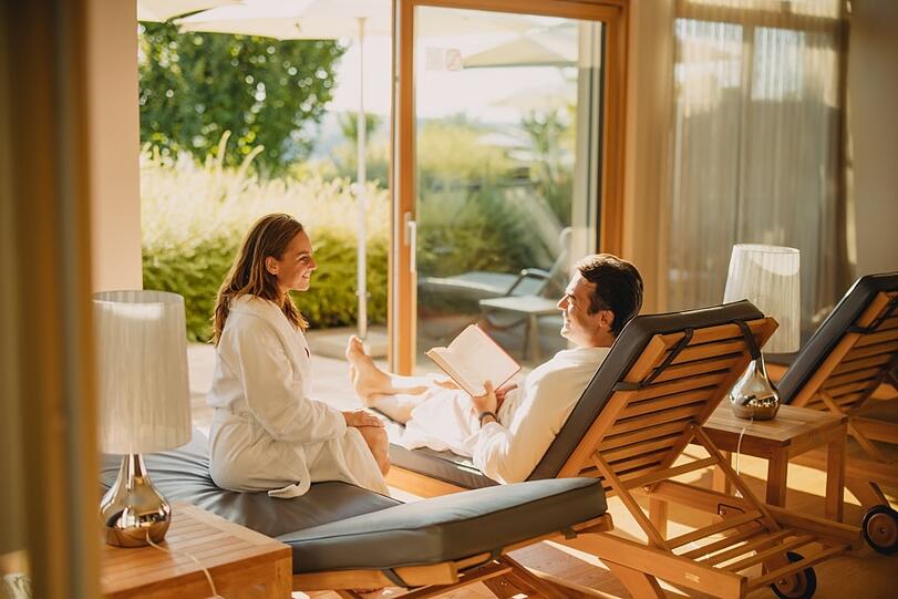 Zeit zu zweit genießen oder verschenken, mit den Gutscheinen des Gesundheits- und Wellnesshotel Larimar liegen Sie goldrichtig.