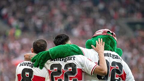 Nach dem Sieg gegen VfL Wolfsburg geht der VfB Stuttgart positiv in die Relegation.