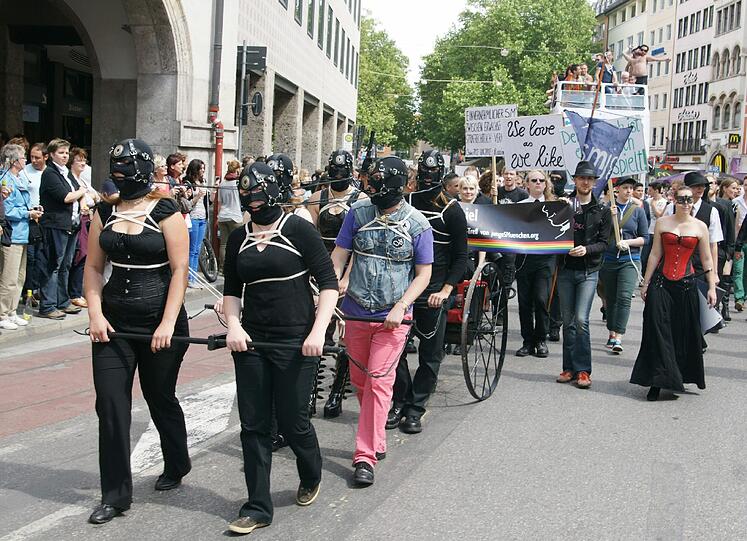 Sehen Sie hier die besten Bilder vom CSD in München.