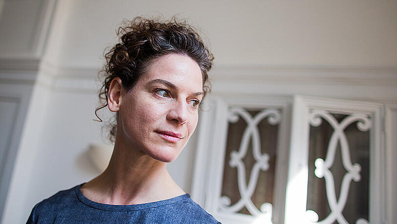 Die Schauspielerin Bibiana Beglau liest aus Fitzgeralds "Himbeeren mit Sahne im Ritz". Die Schauspielerin Bibiana Beglau liest aus Fitzgeralds "Himbeeren mit Sahne im Ritz".