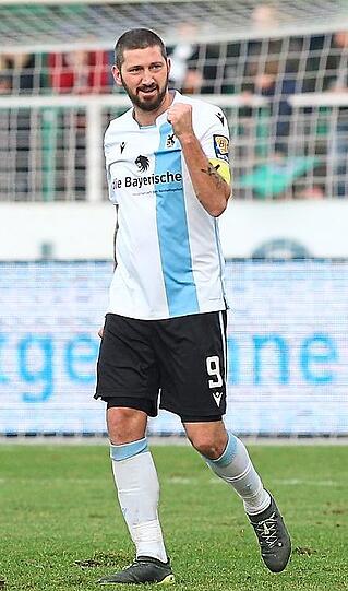 Bleibt er doch? Sascha Mölders.