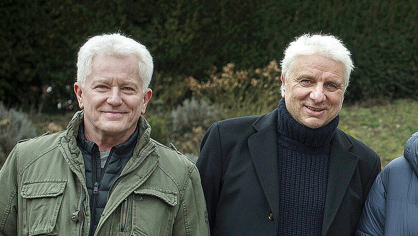 Die Schauspieler Miroslav Nemec (l.) und Udo Wachtveitl bei den Dreharbeiten zu den Jubiläumskrimis "Tatort: In der Familie" (1 und 2) Die Schauspieler Miroslav Nemec (l.) und Udo Wachtveitl bei den Dreharbeiten zu den Jubiläumskrimis "Tatort: In der Familie" (1 und 2)