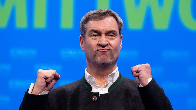 Bayerns Ministerpräsident Markus Söder (CSU) nahm sich beim Politischen Aschermittwoch den Lieblingsgegner Grüne vor, aber auch den wahrscheinlichen Koalitionspartner im Bund, die SPD.