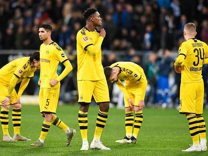 Die Dortmunder Spieler waren nach dem verlorenen Spiel frustriert.