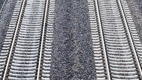 Der Lückenschluss der Werratalbahn würde je nach Trassenvariante zwischen 66 und 150 Millionen Euro kosten. (Archivbild)