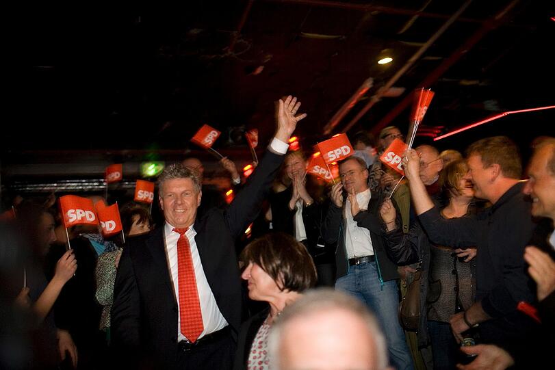 Schließlich gibt es reichlich Jubel für Dieter Reiter. Verständlich - dort findet die Wahlparty der SPD nach der Kommunalwahl 2014 in München statt.