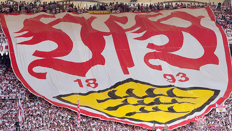 Daimler wäre bereit, bis zu 42 Millionen in den VfB Stuttgart zu investieren. Daimler wäre bereit, bis zu 42 Millionen in den VfB Stuttgart zu investieren.