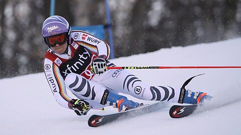 Viktoria Regensburg auf ihrer Fahrt zum Sieg im Riesenslalom von Killington.